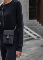 VINGA Baltimore RCS essentials sling bag - Black - Image 6