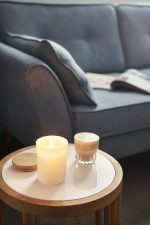 NOUM - Arabic Oudh Scented Glass Candle with Bamboo Lid - White - Image 4